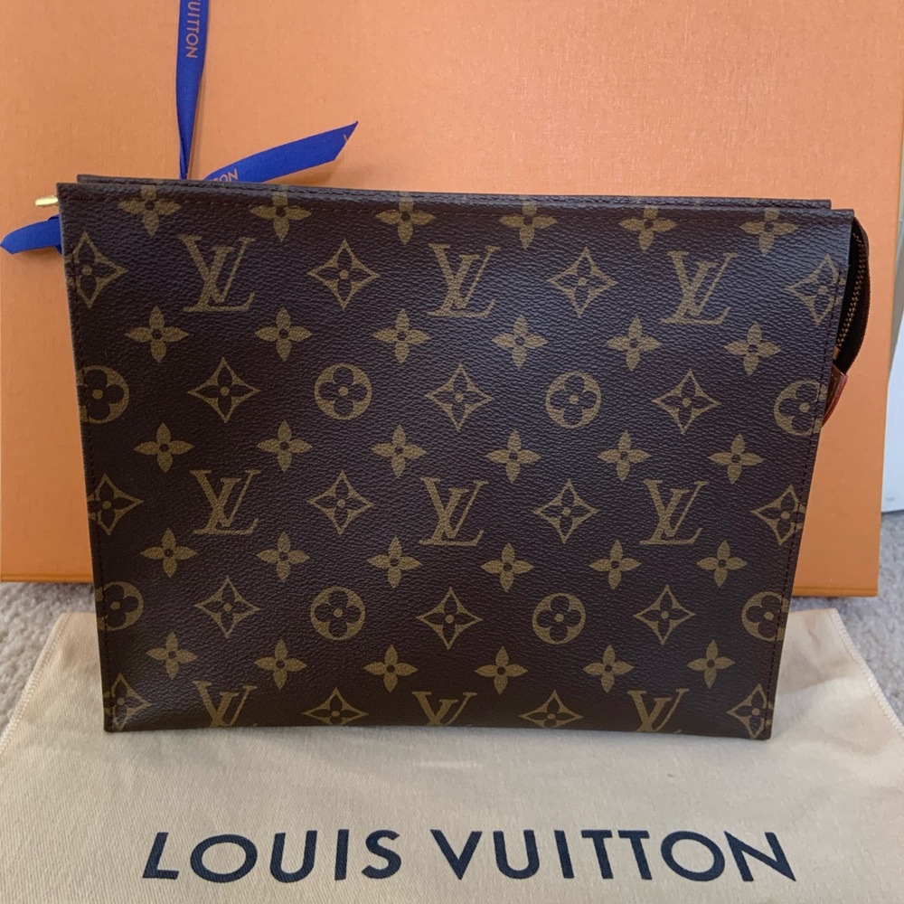Authentic LV toiletry Pouch 26